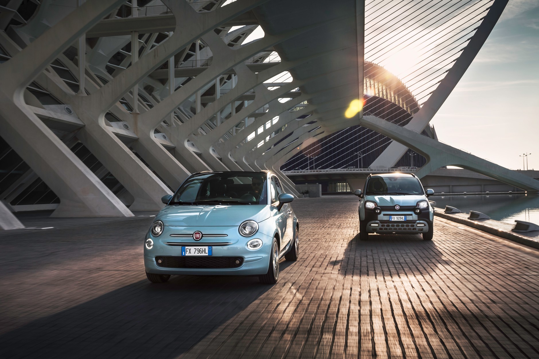 Nowe miękkie hybrydy w ofercie Fiata: Panda i 500 Mild Hybrid