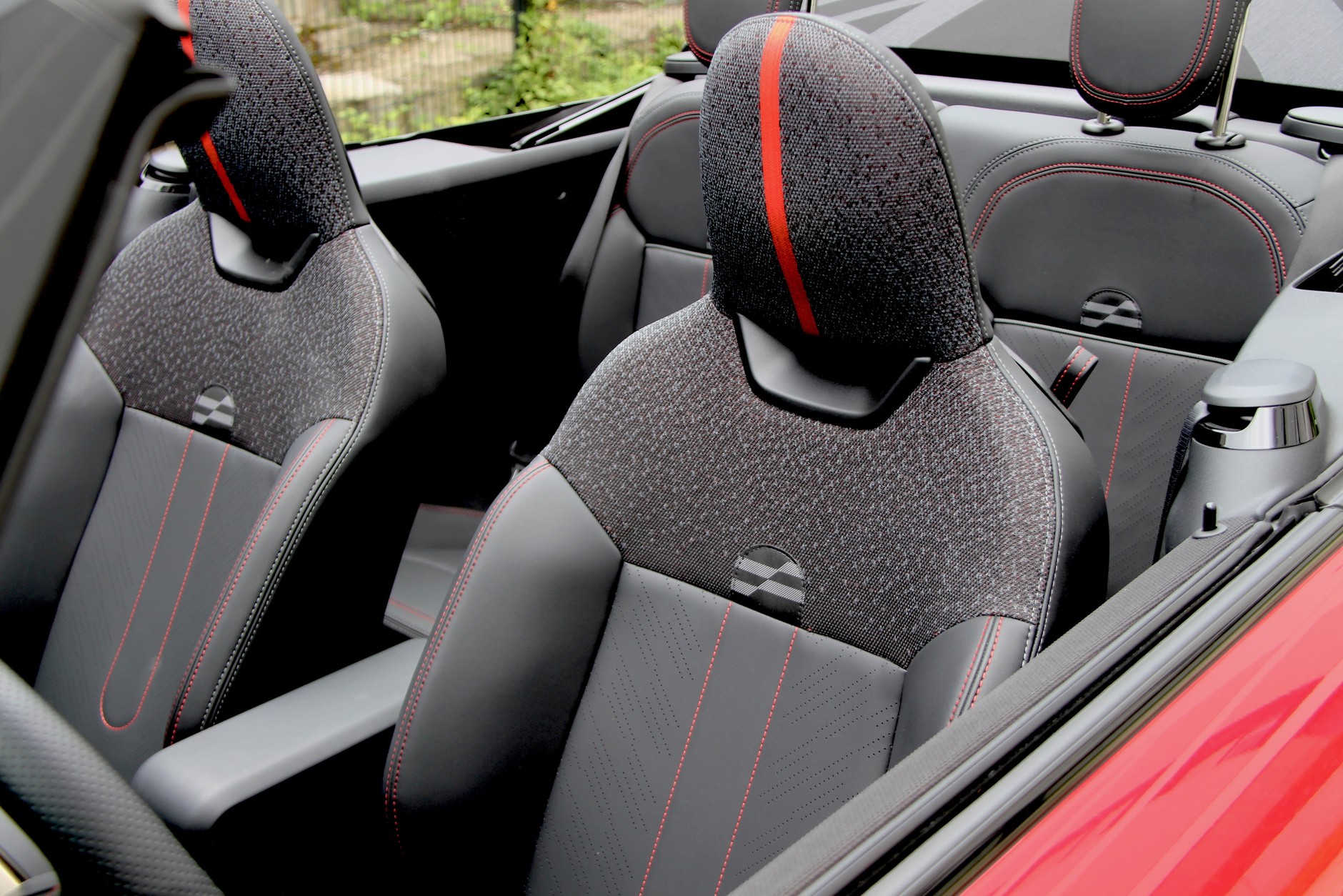 MINI John Cooper Works Cabrio