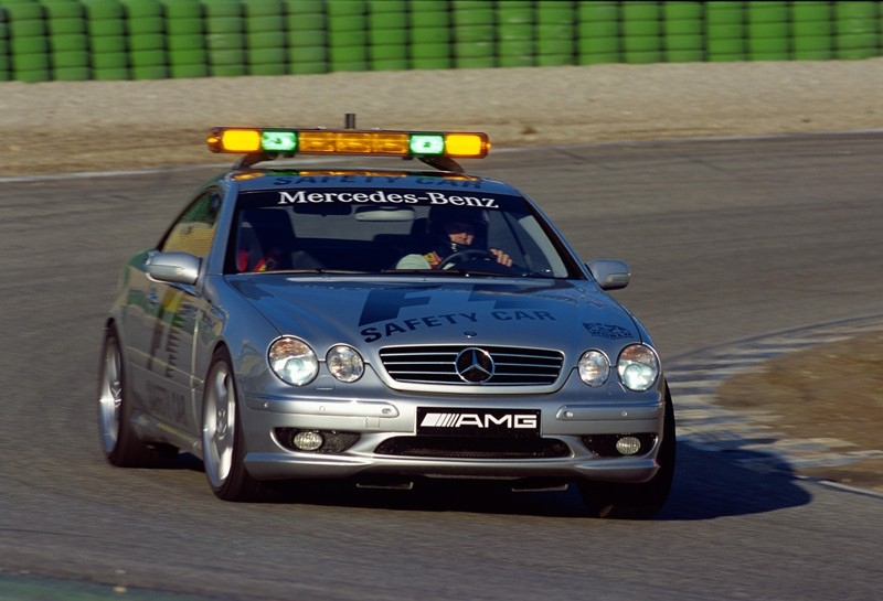 Mercedes SLS AMG to najszybszy safety car świata, ale znalazłem jeszcze kilka ciekawszych