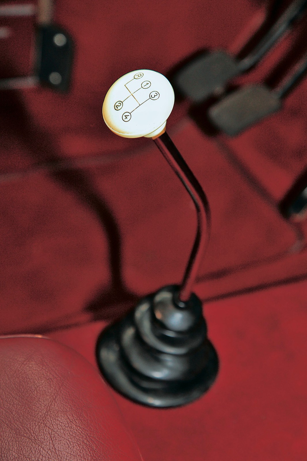 BMW V8 3200 Super - technika nowsza niż stylistyka