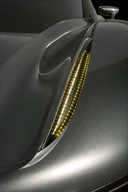 Genewa 2009: Koenigsegg Quant – 512 elektrycznych koni