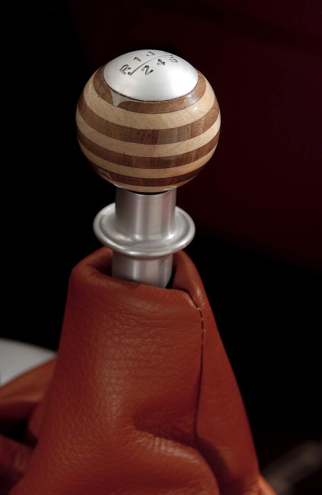 Lotus Europa S Luxury Touring Pack: więcej luksusu dla małego coupe