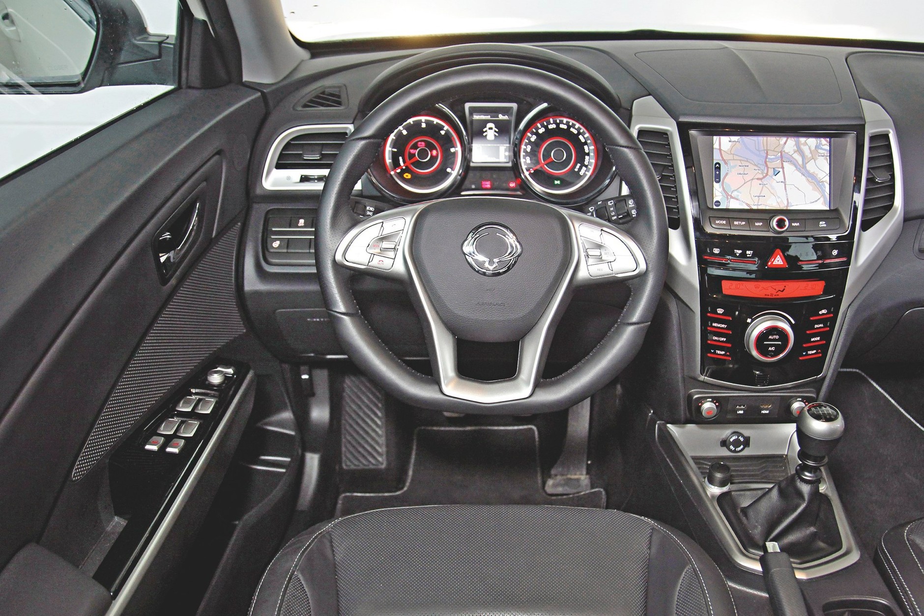 Dacia Duster kontra SsangYong Tivoli - tanie tylko z nazwy