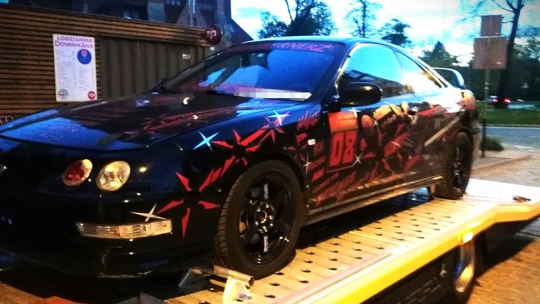 Honda odjechała na lawecie