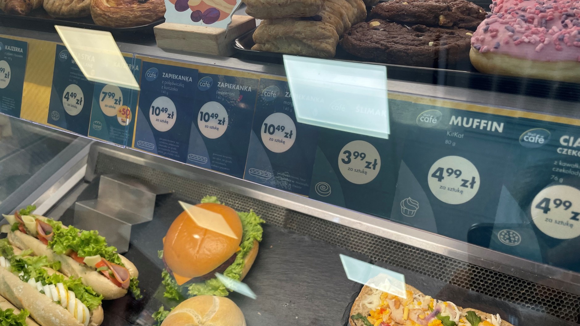 Kanapki na stacji Shell