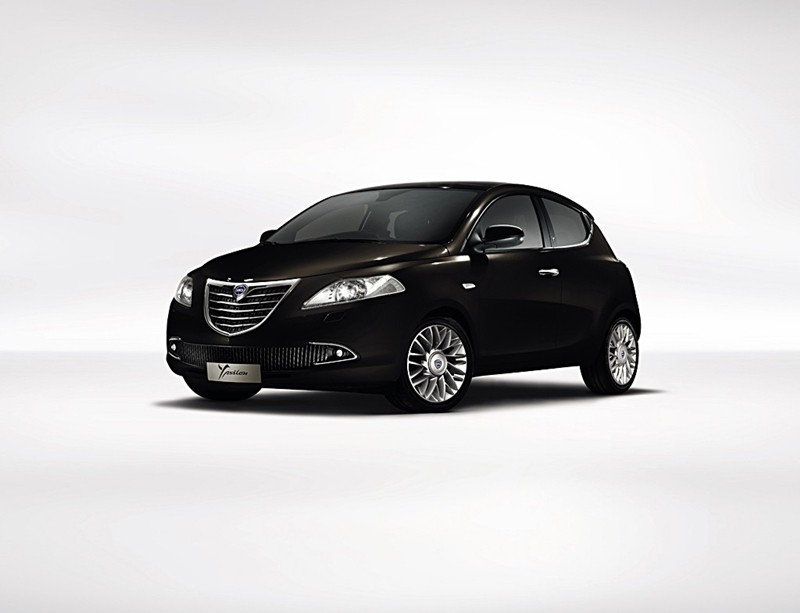 Nowe Lancie to nic innego jak Chryslery – a fe!