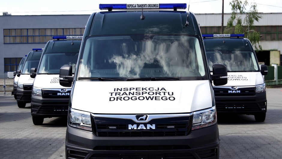 Nowe radiowozy ITD
