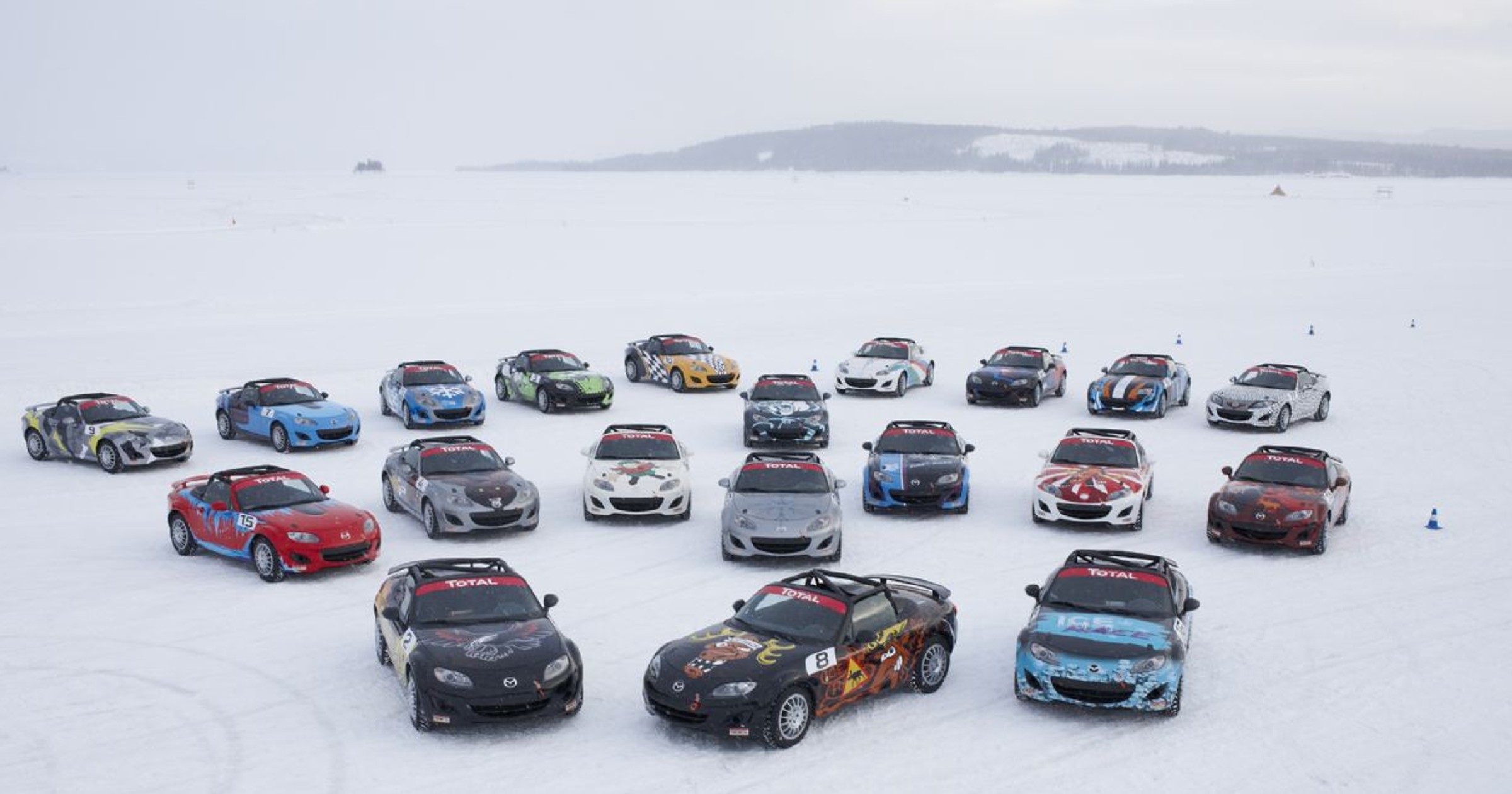 Emocjonujący finisz wyścigu Mazda MX-5 Ice Race