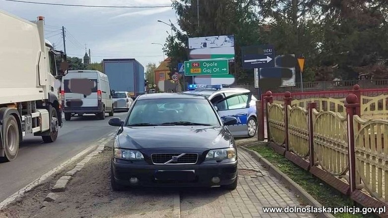 Próbowal wyprzedzić korek, teraz grozi mu więzienie