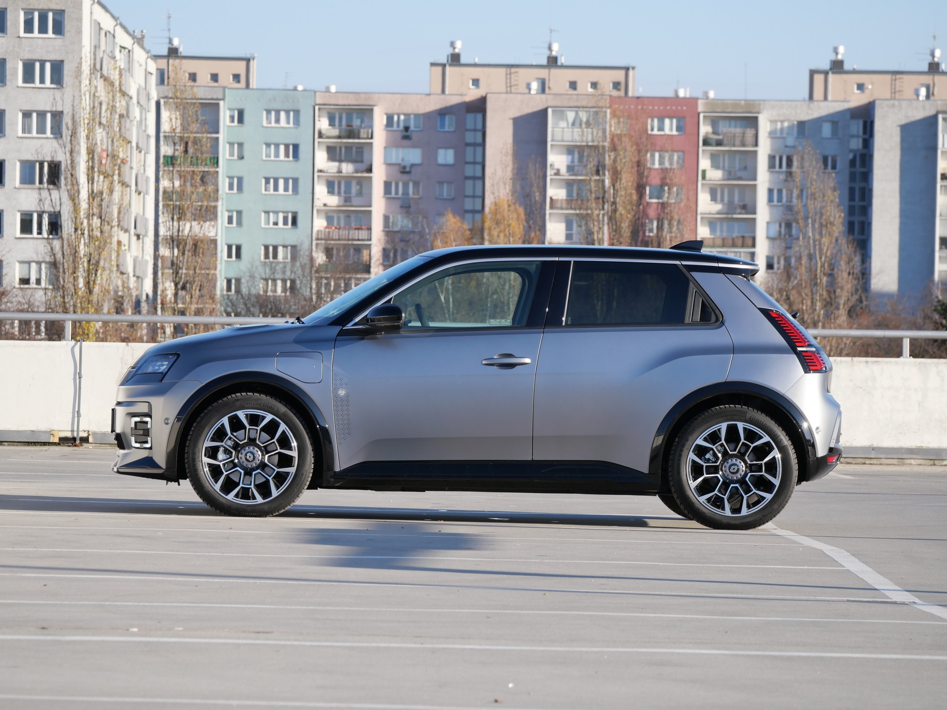 Renault 5 vs Alpine A290