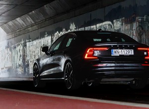 Volvo S60 odchodzi. Pożegnałem go w 455-konnej wersji i wiem, że jest czego żałować
