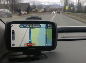 Jak prowadzi TomTom z HD Traffic?