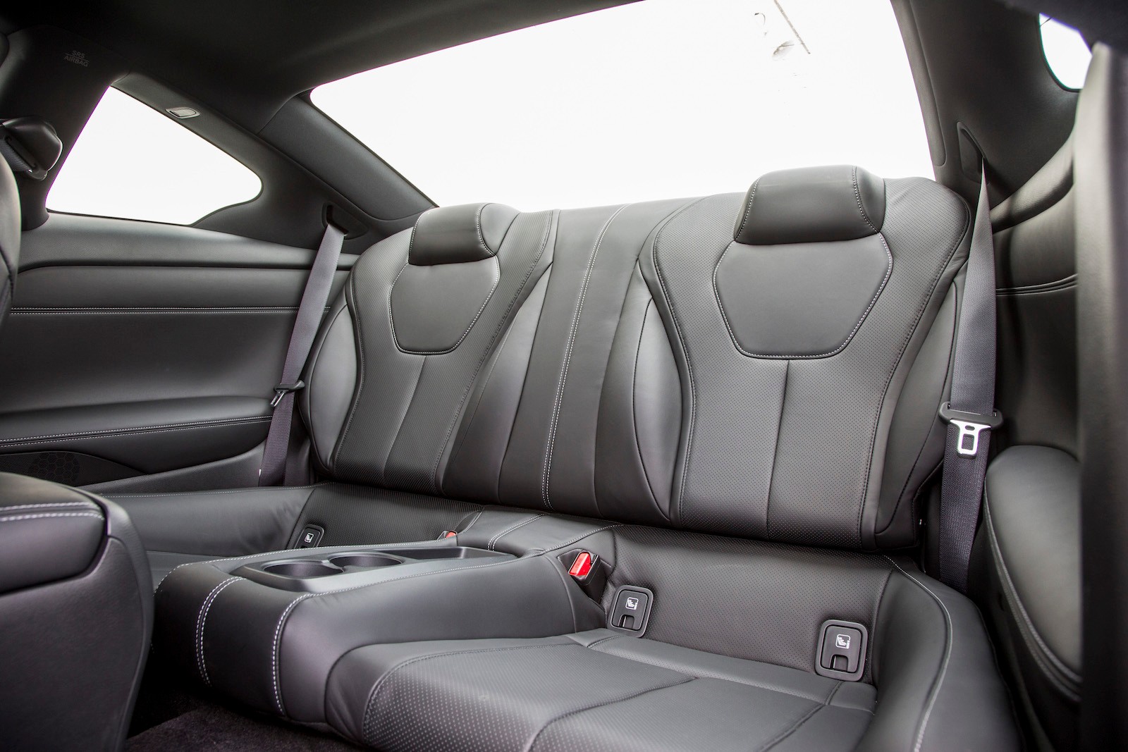 Infiniti Q60 2.0 Turbo Premium Tech