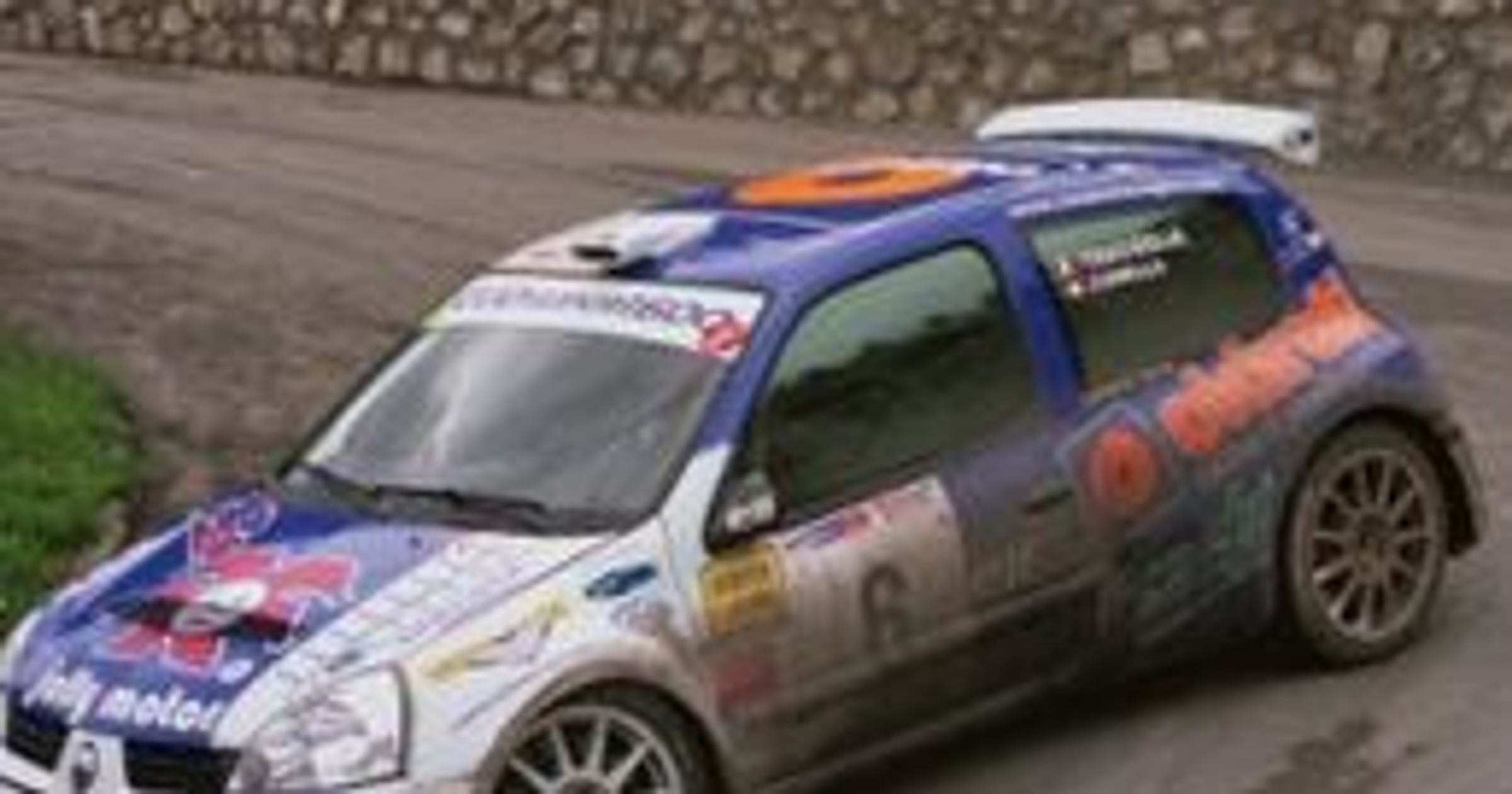 Rajdy: Kościuszko i Szczepaniak w Renault Clio