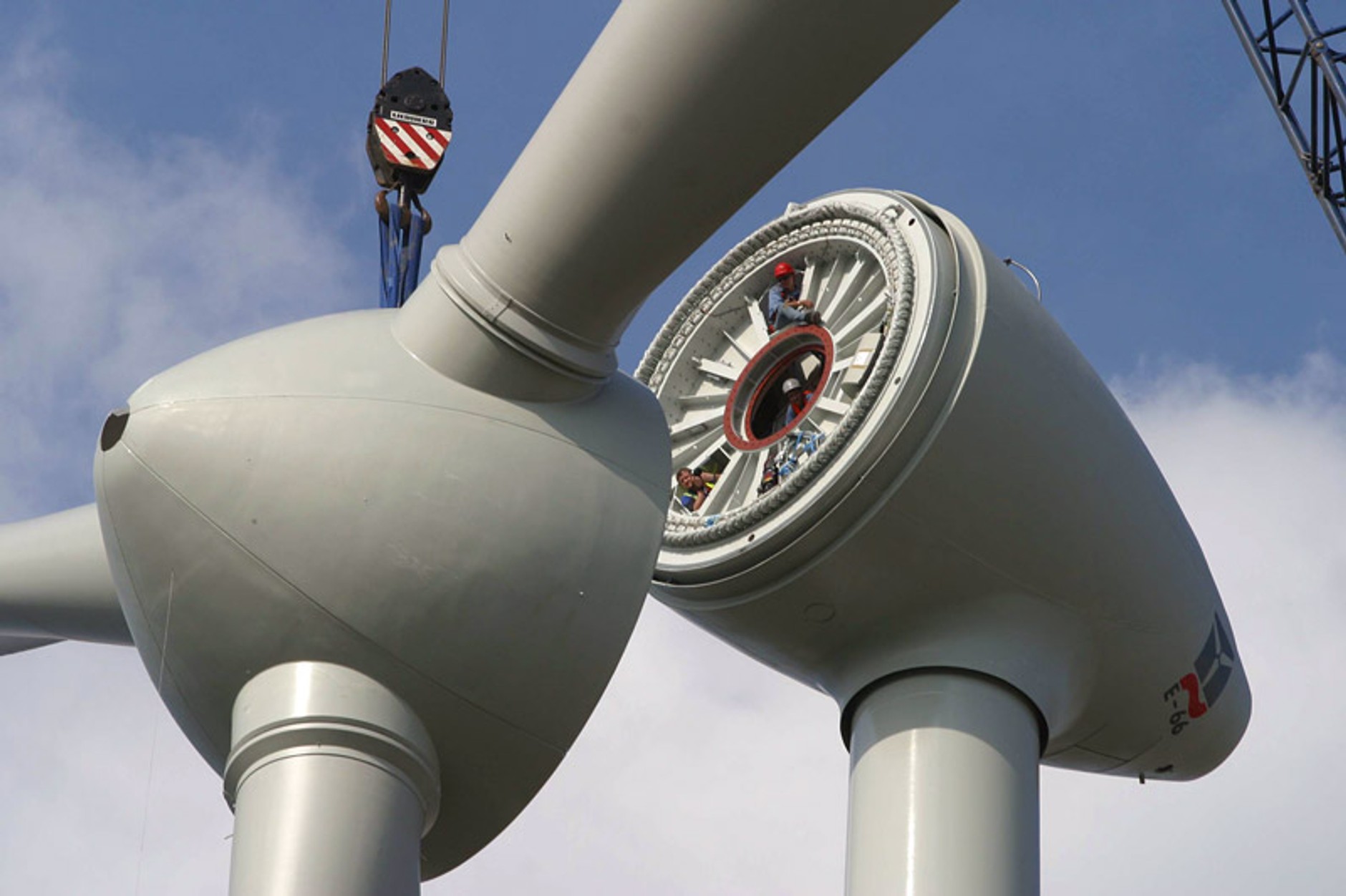 Trzecia elektrownia wiatrowa dla brytyjskiego zakładu Ford w Dagenham