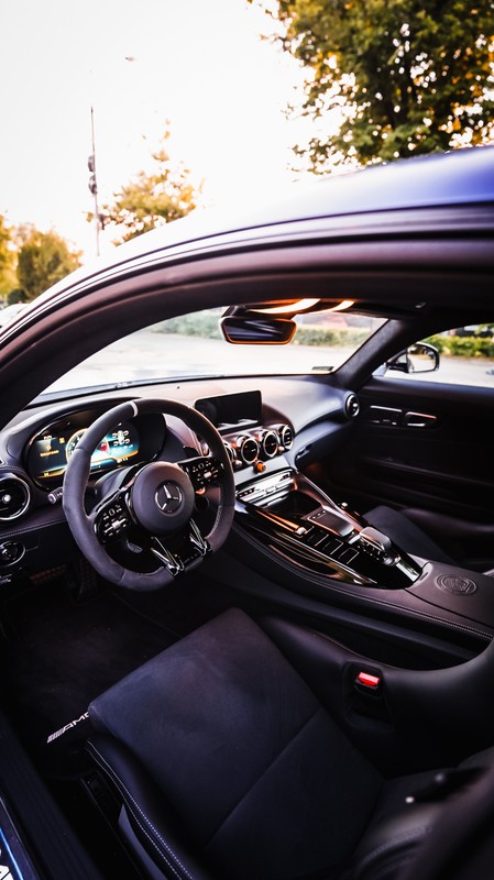 Mercedes AMG GT R