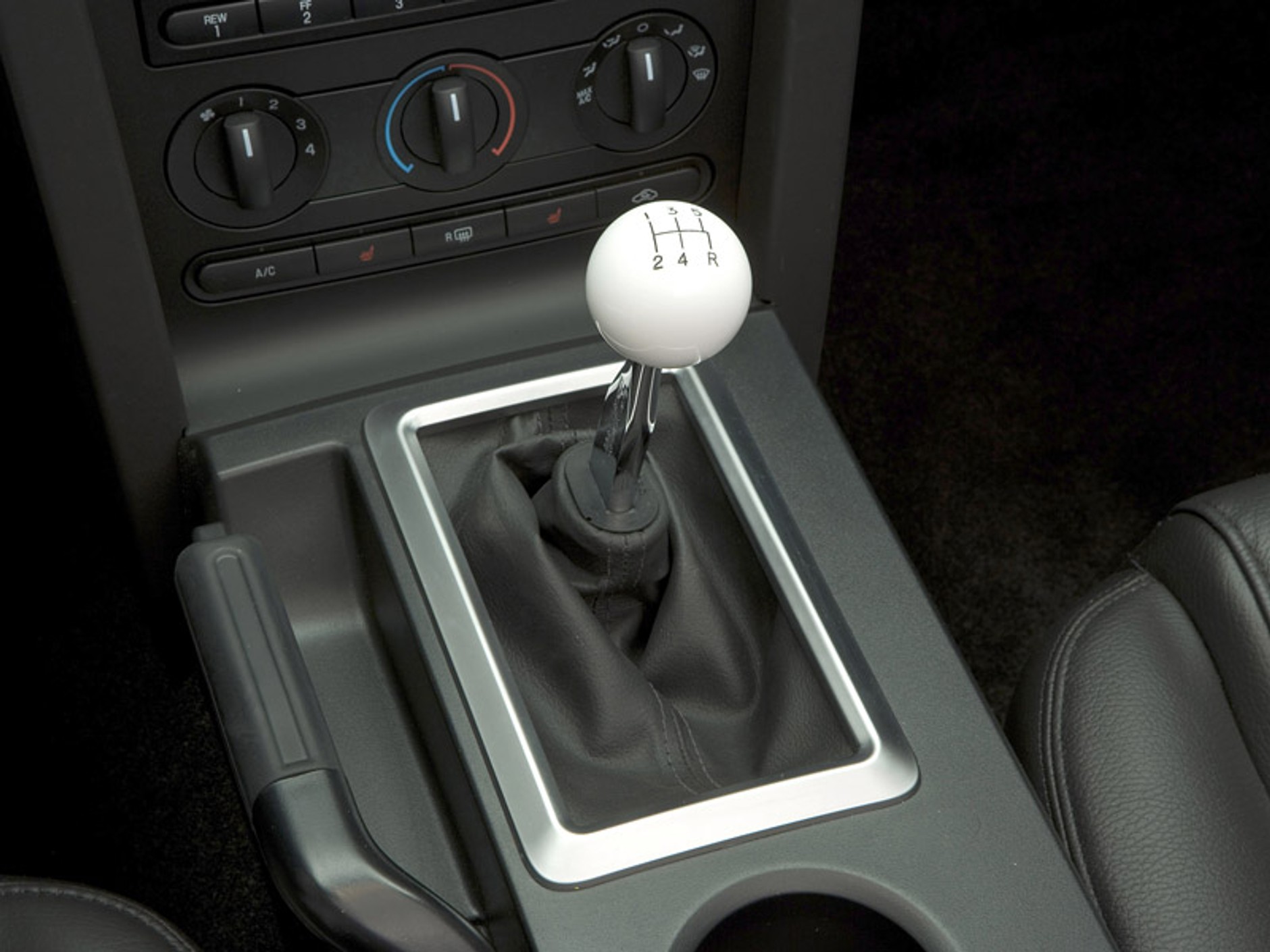 Ford Shelby GT Convertible: kolejna wersja Mustanga