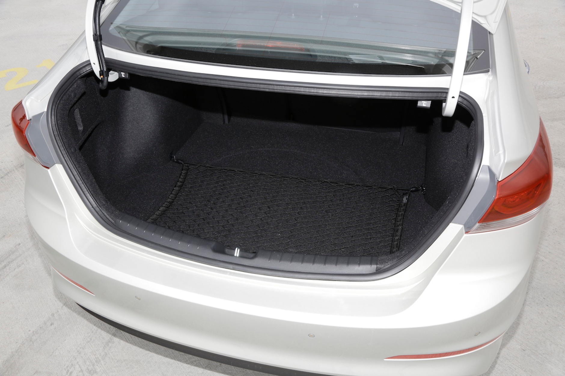 Hyundai Elantra 1.6 CRDi Style