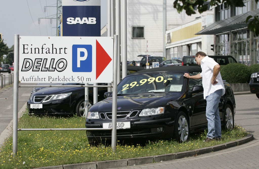 Rejestracja sprowadzonego auta - Zobacz jakie dokumenty są niezbędne
