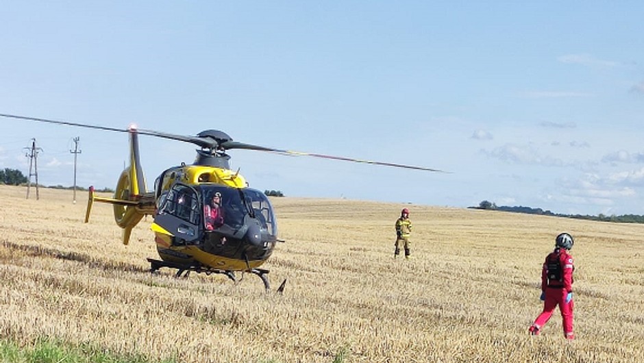 Poważny wypadek w Smykowie. Na DK15 lądował śmigłowiec LPR