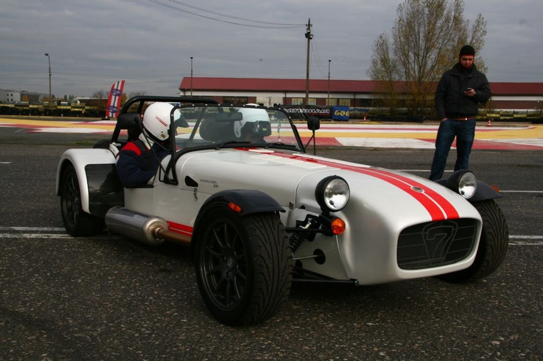 Caterham - Fotorelacja z polskiej prezentacji kultowego sportowca