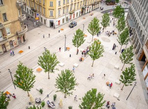 Plac Pięciu Rogów - Straż Miejska wystawiła tam ponad 400 mandatów
