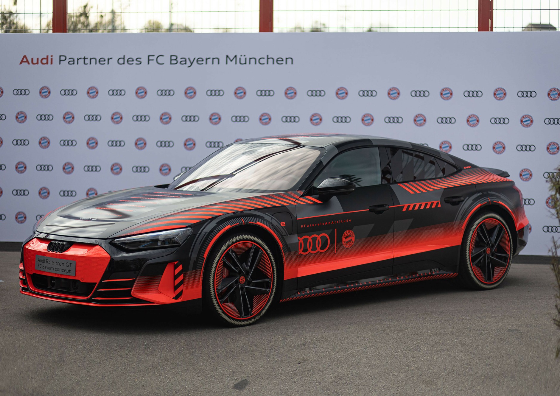 Jubileuszowe Audi RS e-tron GT