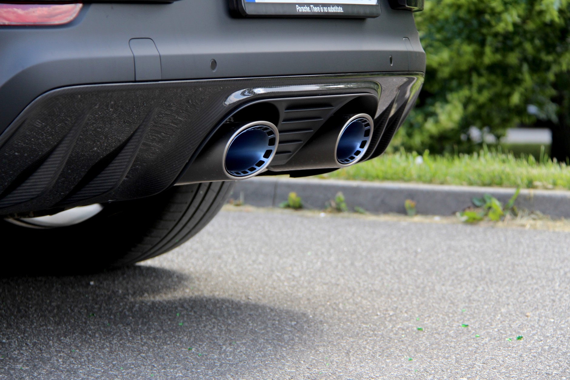 Porsche Cayenne Turbo E-Hybrid Coupe z pakietem GT