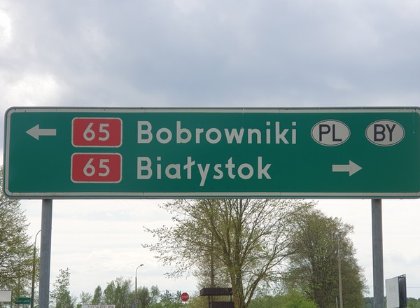 Długa kolejka na granicy. Trudniej wyjechać z Polski na Białoruś