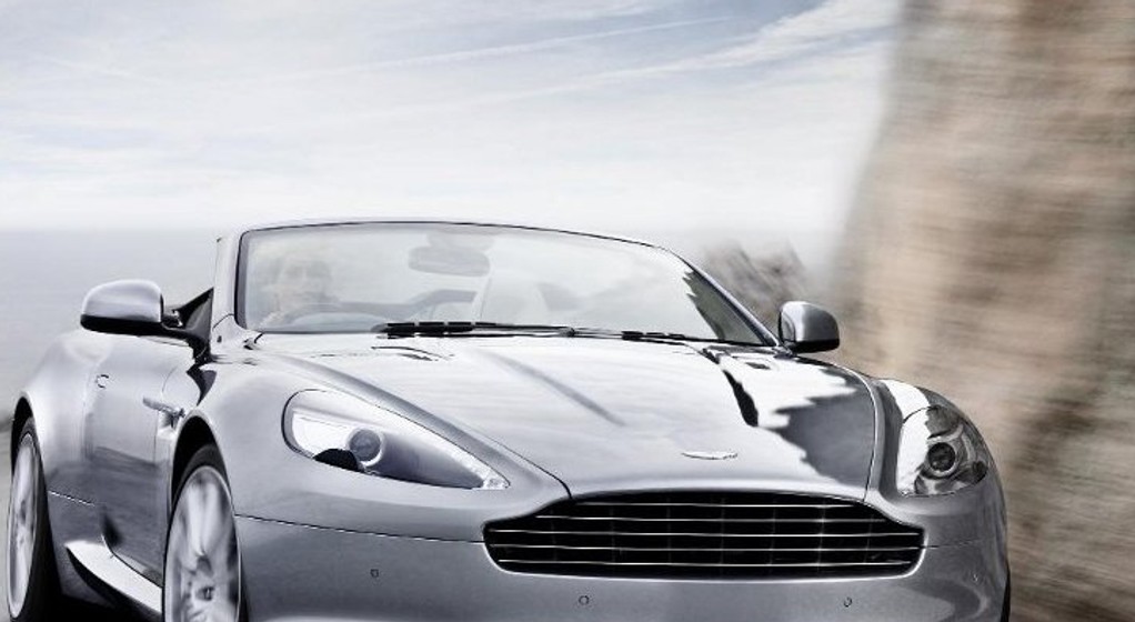 Aston Martin Virage powraca