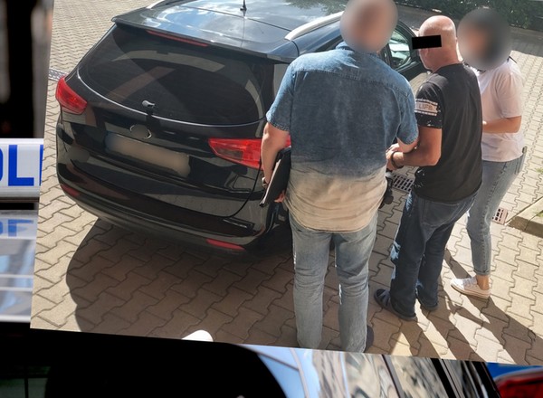 Był tak pijany, że nie miał siły dmuchnąć w alkomat
