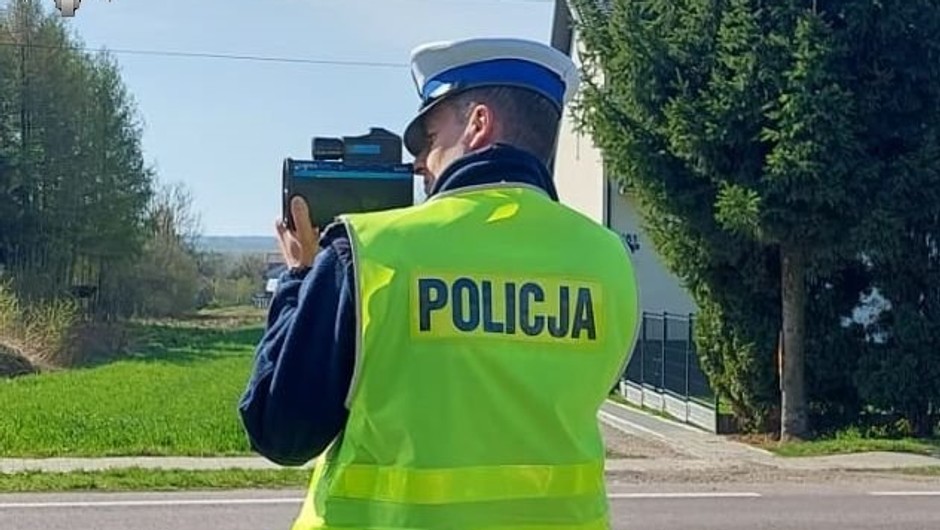 Obraz pochodzący z serwisu https://zamosc.policja.gov.pl/lza/informacje/aktualnosci/145522,Jutro-policjanci-przeprowadza-dzialania-Predkosc.html