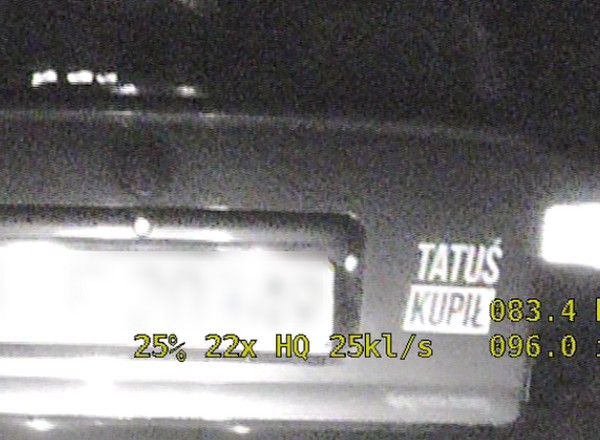 „Tatuś kupił. Tatuś zapłaci też mandat i da na nowe prawo jazdy?”