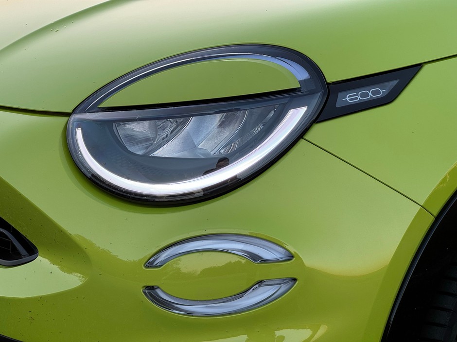 Abarth 600e