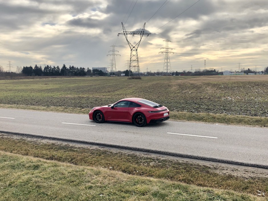 Porsche 911 Carrera GTS