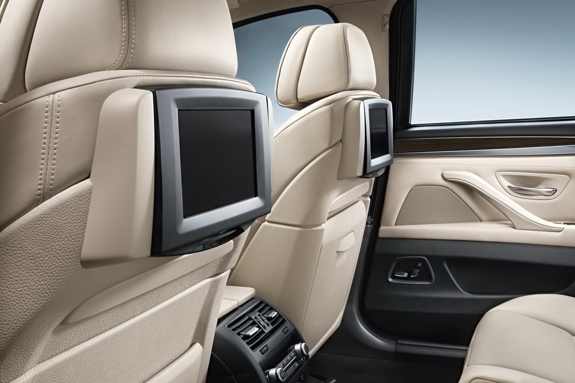 Przedłużone BMW5 specjalnie dla Chińczyków