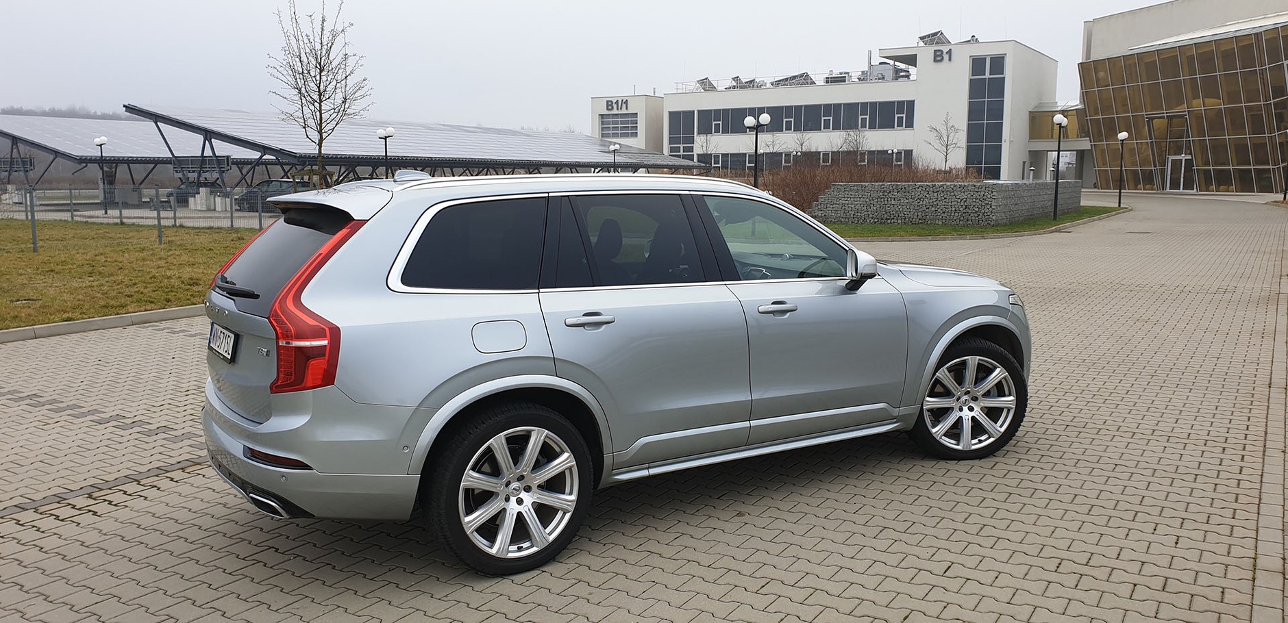 Volvo XC90 – która hybryda będzie lepszym wyborem