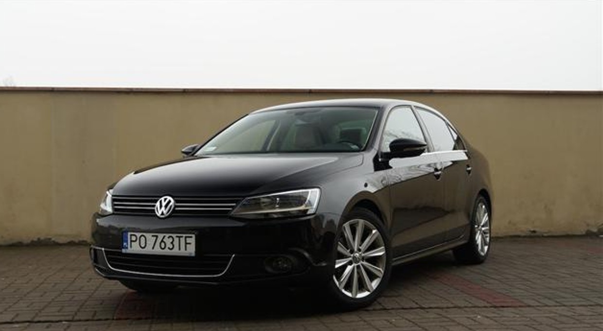Volkswagen Jetta 2.0 TDI Higline - Mały Passat