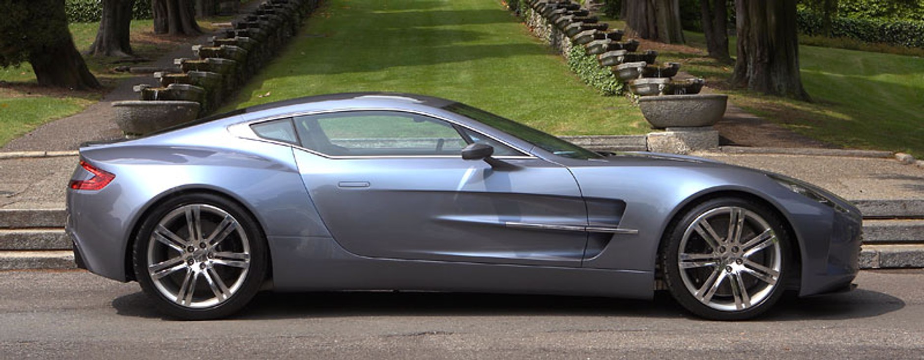 Aston Martin One-77 – najpiękniejszy koncept na Concorso dEleganza Villa dEste