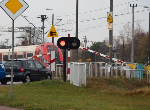 Mandaty z fotoradarów na przejazdach kolejowych. Umowa między GITD i SOK