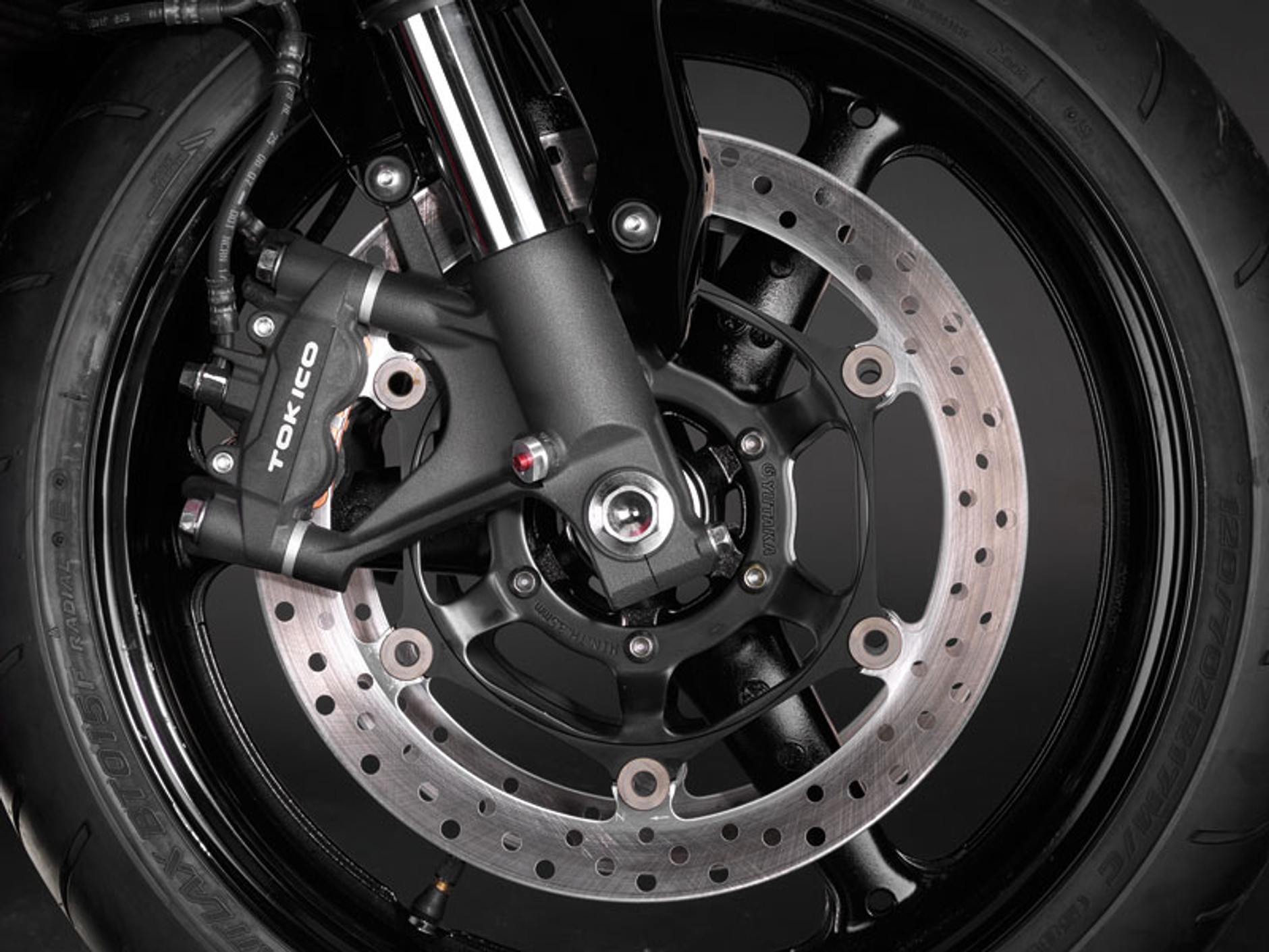 Honda CBR 1000 RR Fireblade 2008: naostrzona żyletka (prezentacja)