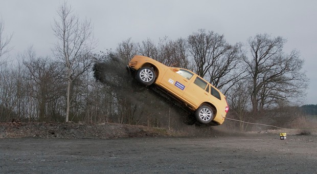 Crash test nowego Volvo XC90