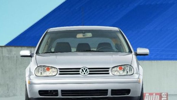 Seat Leon 1.6 Signo, Audi A3 1.6, Skoda Octavia 1.6, Volkswagen Golf IV 1.6 - Grunt to rodzinka
