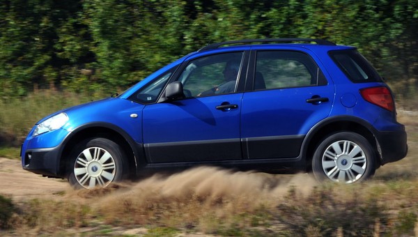 Fiat Sedici/Suzuki SX4