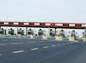 Wakacje bez bramek, gminy bez radarów