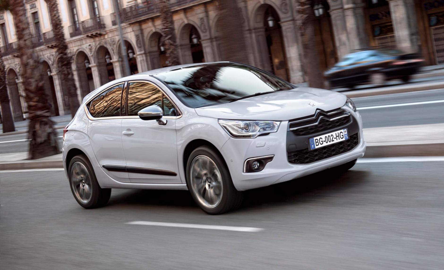 Citroen DS4: auto nie dla sztywniaków