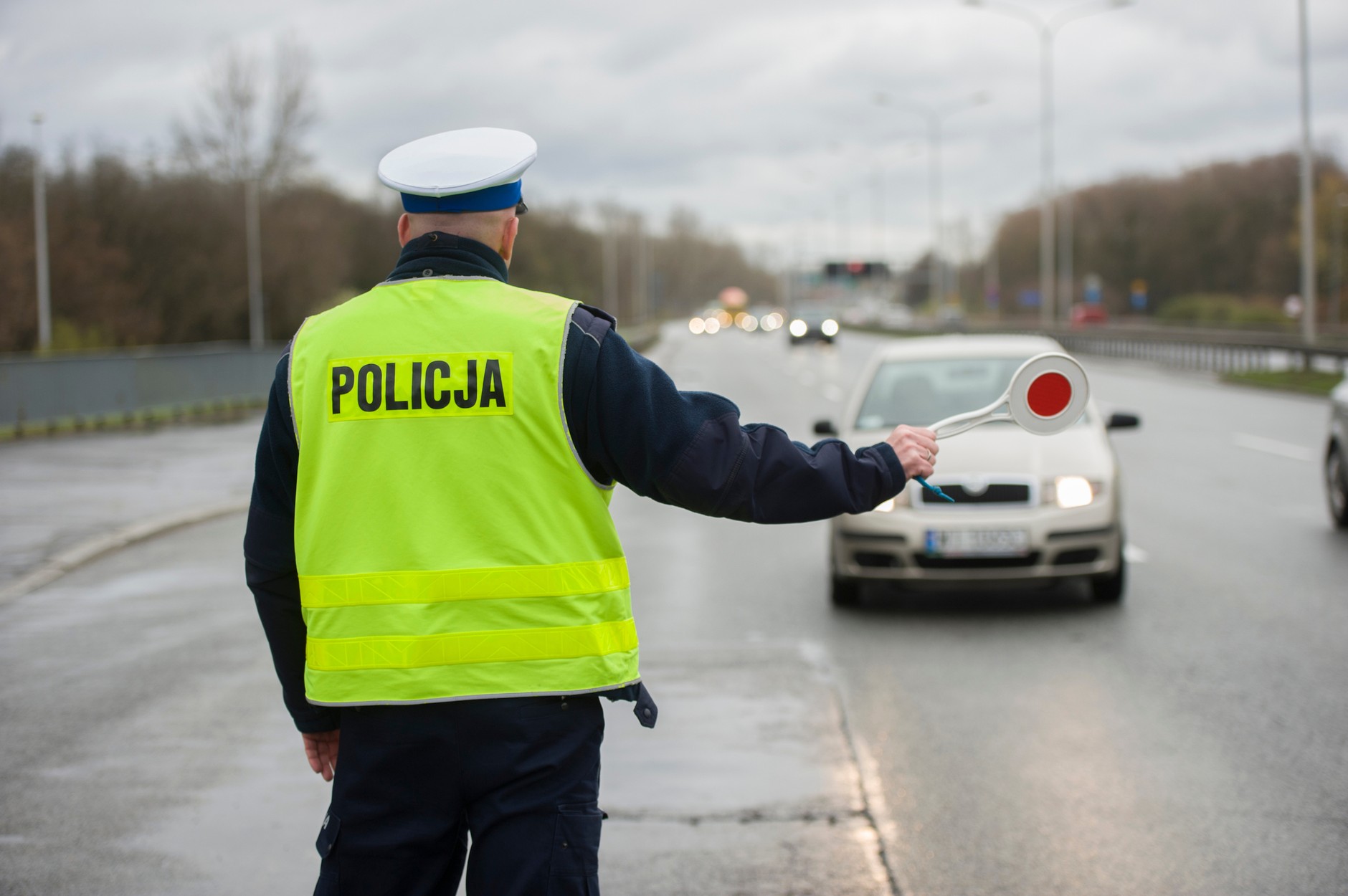 O braku ciągłości ubezpieczenia OC wielu kierowców dowiaduje się przy okazji kontroli policyjnej