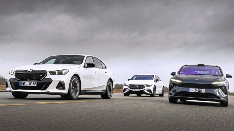 BMW i5 kontra Mercedes EQE i Nio ET7