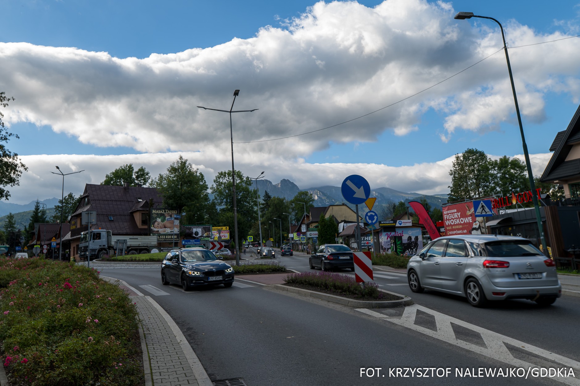 DK47 Zakopane, rondo na końcowym odcinku trasy położone jest na wysokości ok 810 m npm