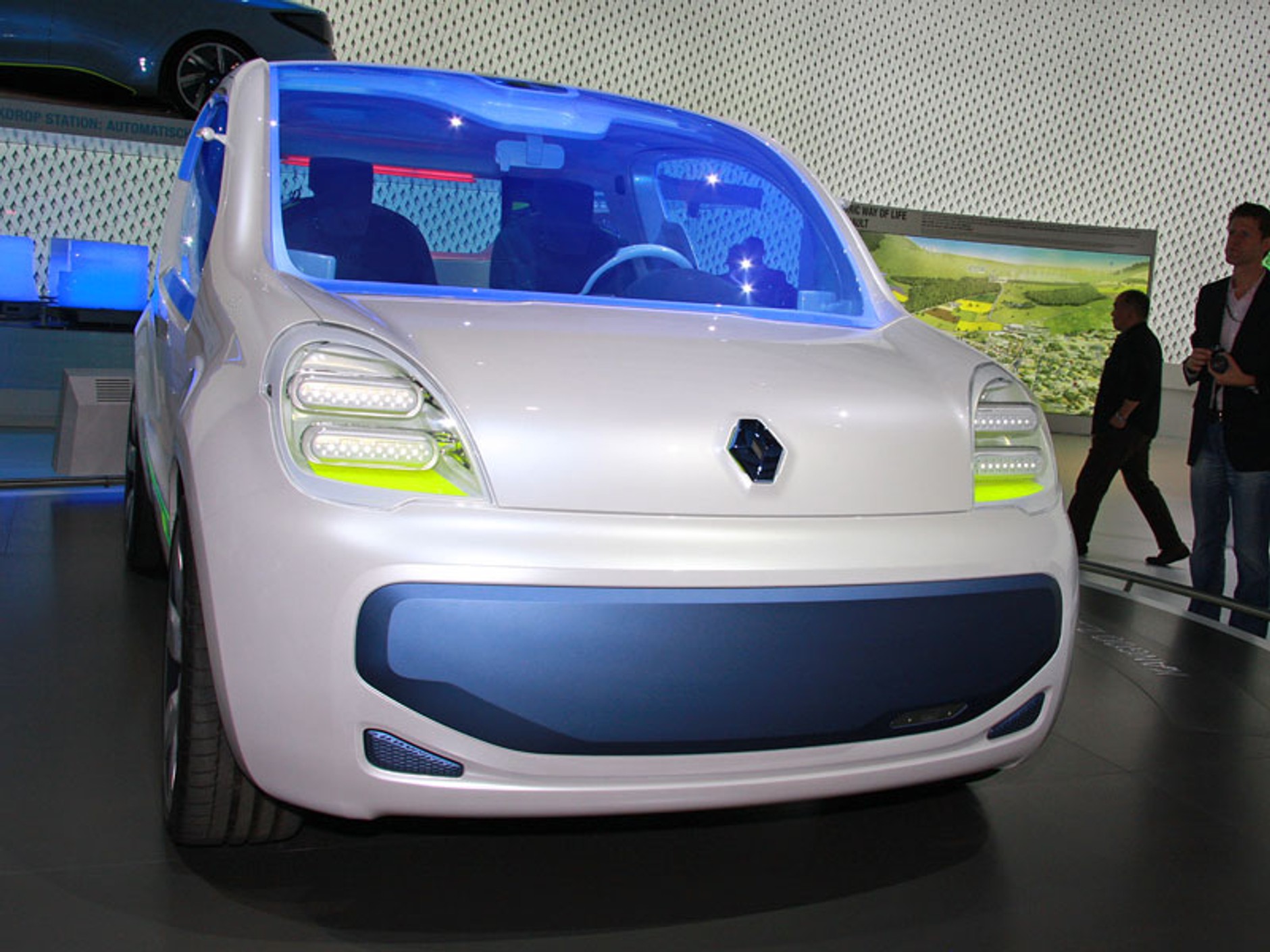 Renault Kangoo Z.E.: Další klokan na baterky